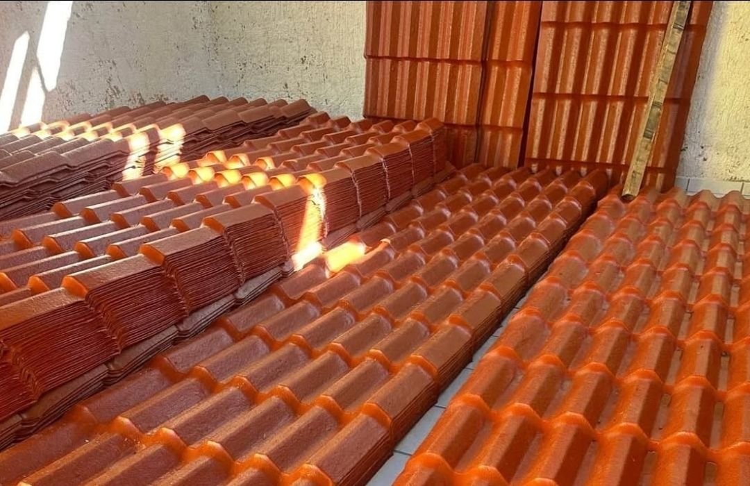 Plastiteja color rojo teja – acabado tradicional